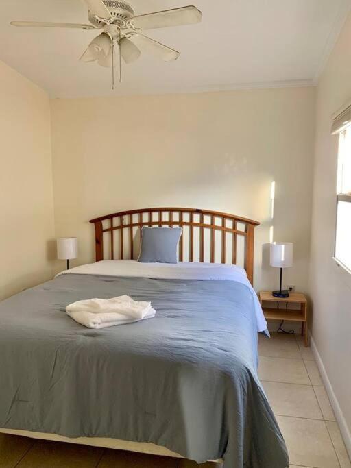 Cozy Private House Near Airport - Free Parking - 01 Hébergement de vacances *