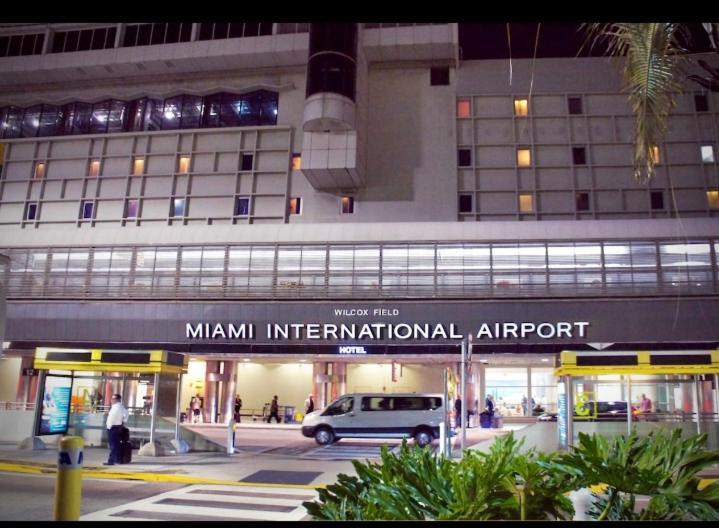 Cozy Private House Near Airport - Free Parking - 01 Hébergement de vacances Miami